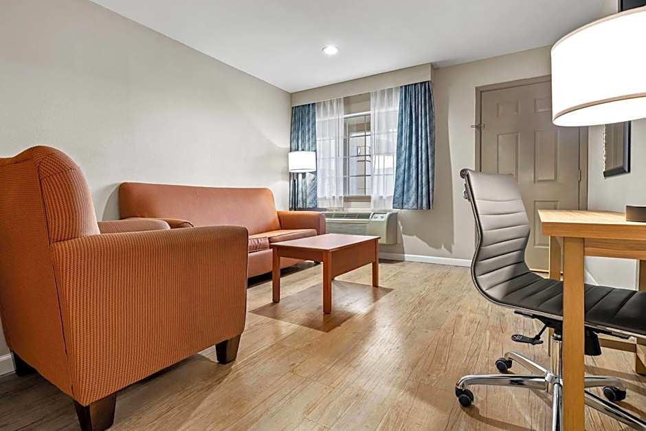 Days Inn by Wyndham Nacogdoches/SFA University/Downtown