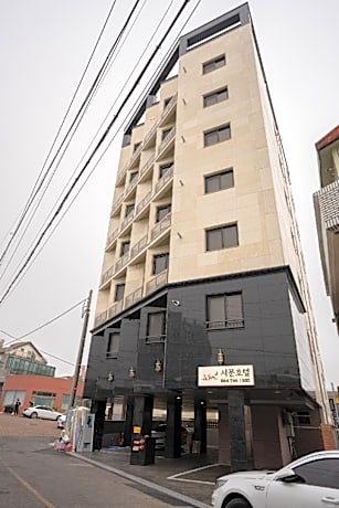 Seomoon Residence Hotel