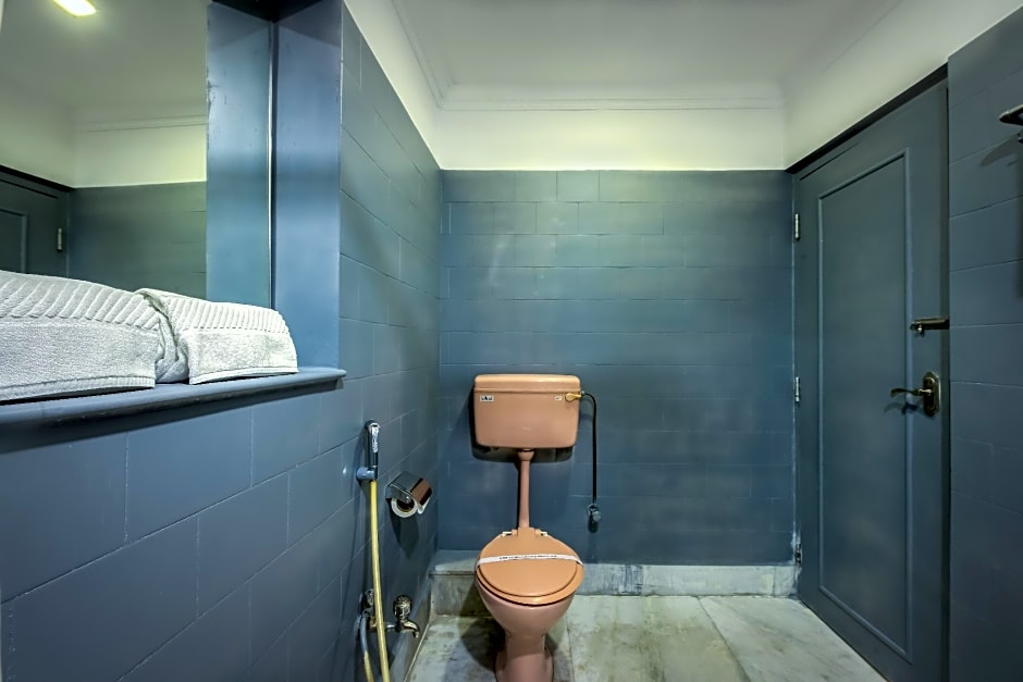 Treebo Trend Green View