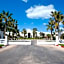 Royal Garden Palace - Families and Couples