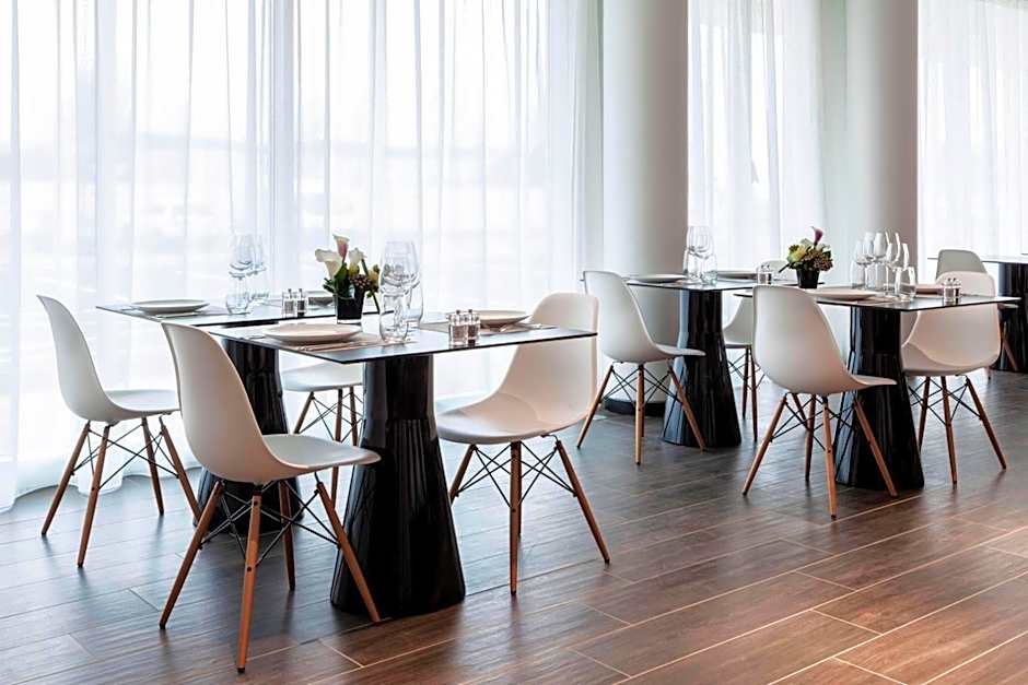 AC Hotel by Marriott Paris Le Bourget Airport