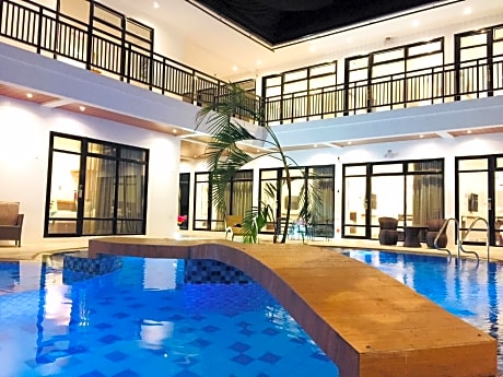 White Breeze Palawan Boutique Hotel