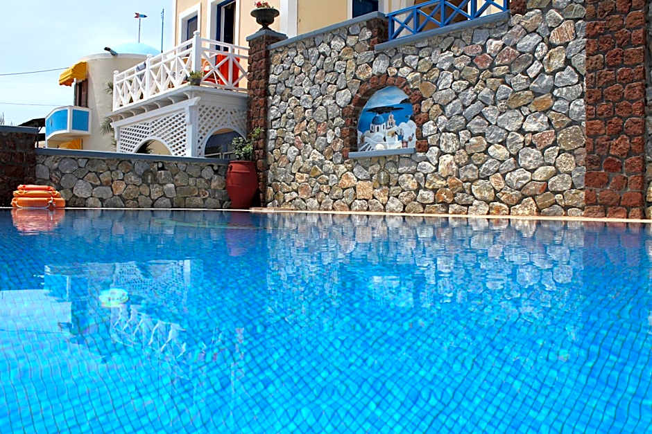 Hotel Thira