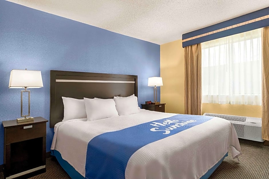 Days Inn by Wyndham Auburn/Finger Lakes Region