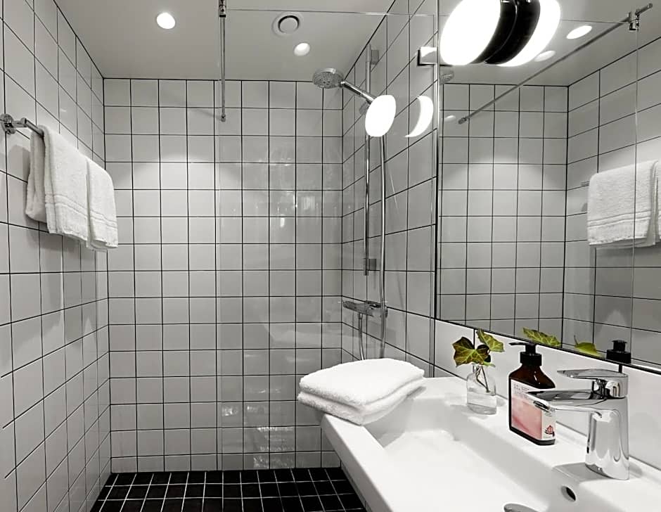 Ten Hotel BW Signature Collection