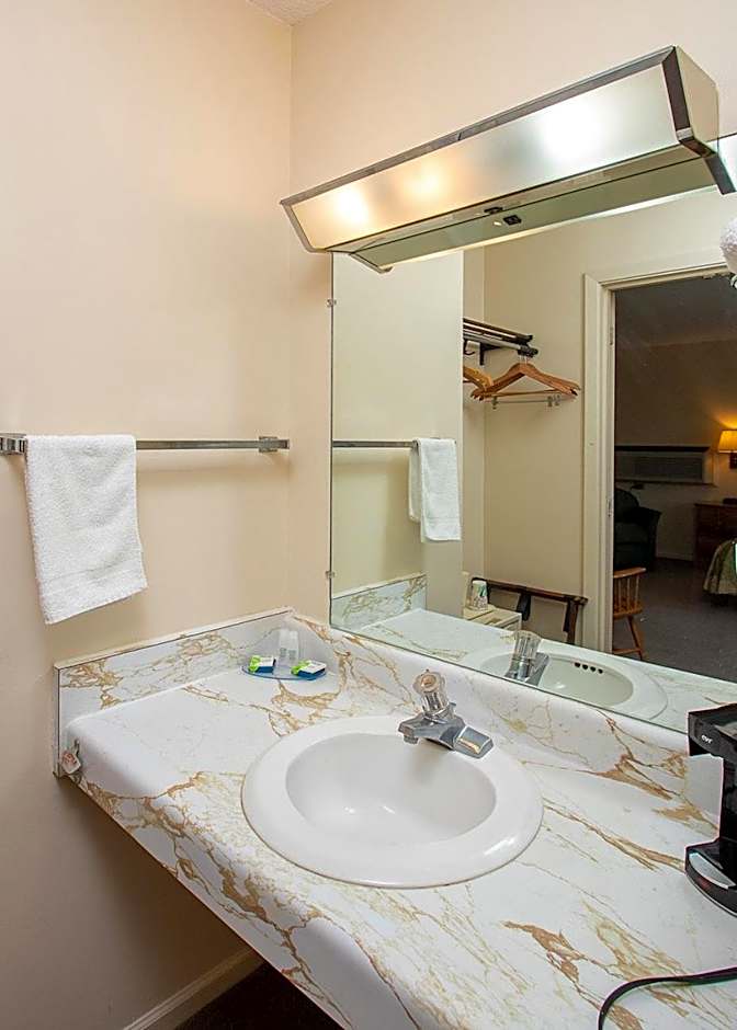 Country Squire inn and suites