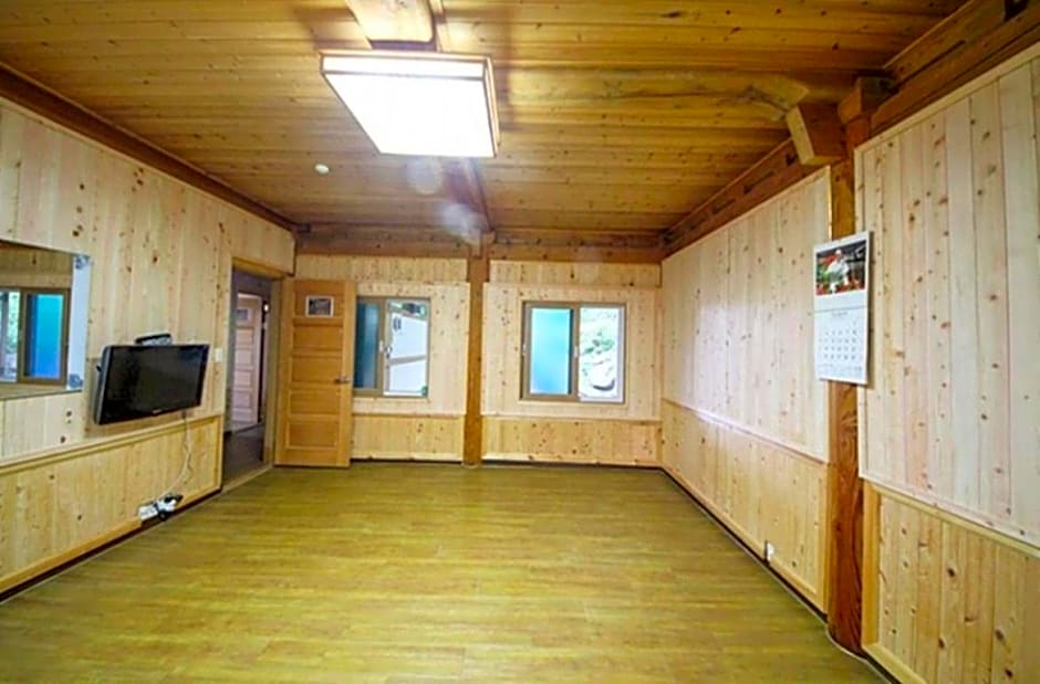 Doyosae Hanok Pension