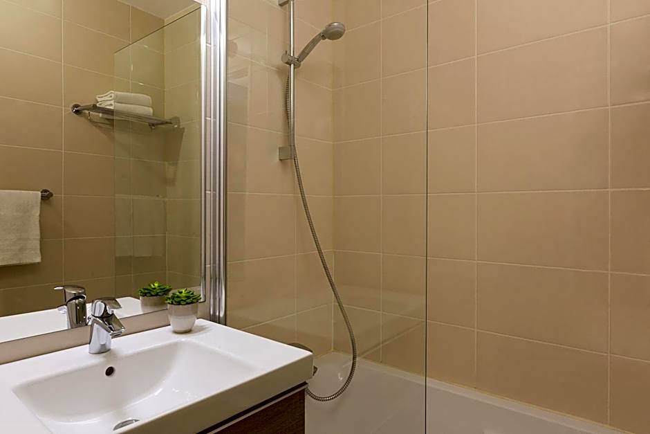 Citadines La Defense Paris