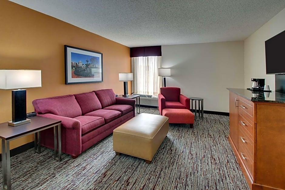 Drury Inn and Suites Bowling Green