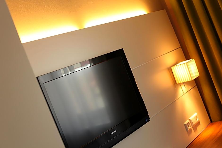 RiKu HOTEL Weißenhorn