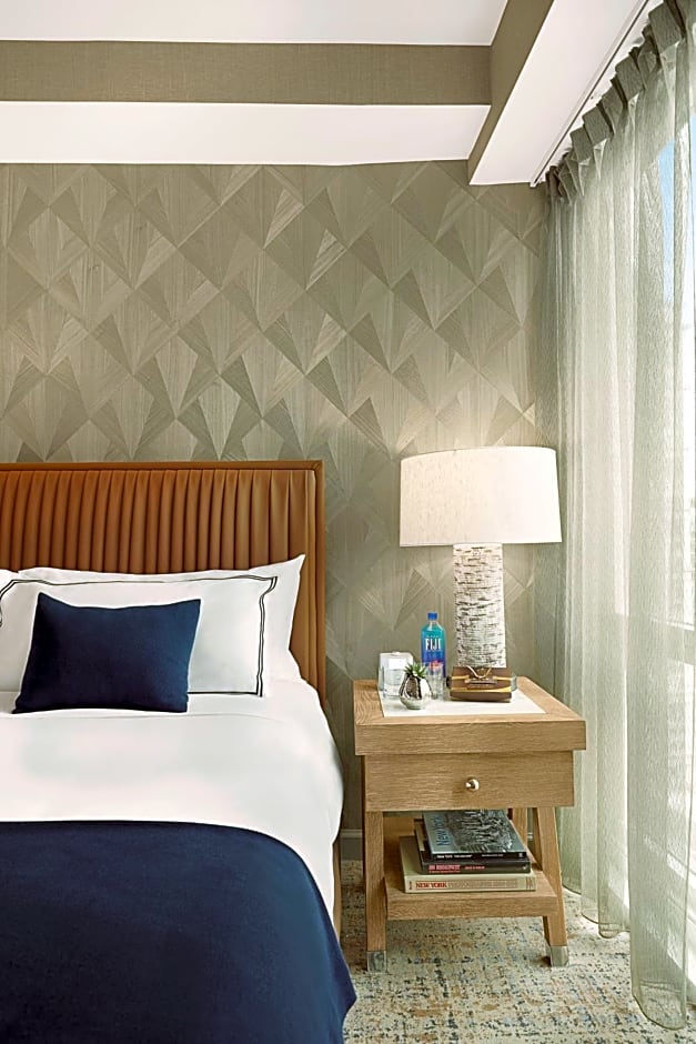 Artezen Hotel