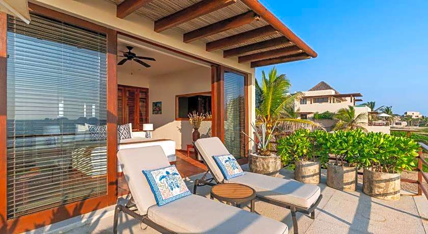 Marea Beachfront Villas