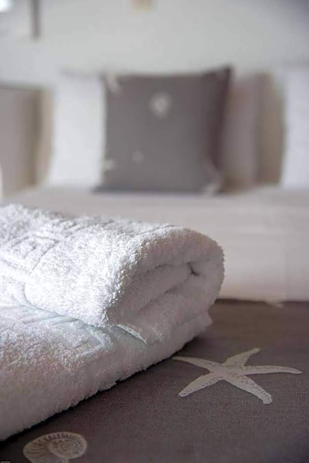 Fisilanis Beachfront Hotel