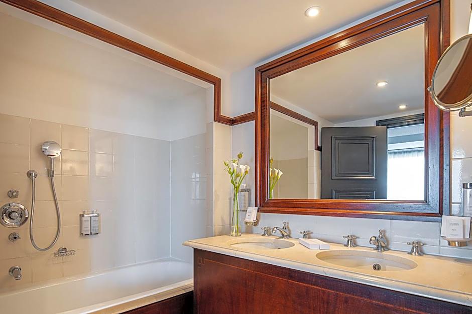 Hotel Barsey by Warwick