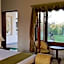 Devraj Villa - Luxury Pool Villa Udaipur