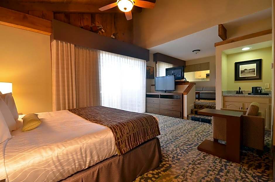 Best Western The Inn & Suites Pacific Grove