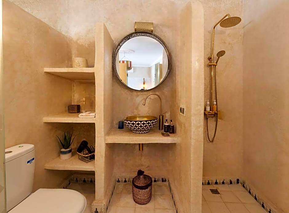 Riad 7 chambres - Petit dejeuner gratuit