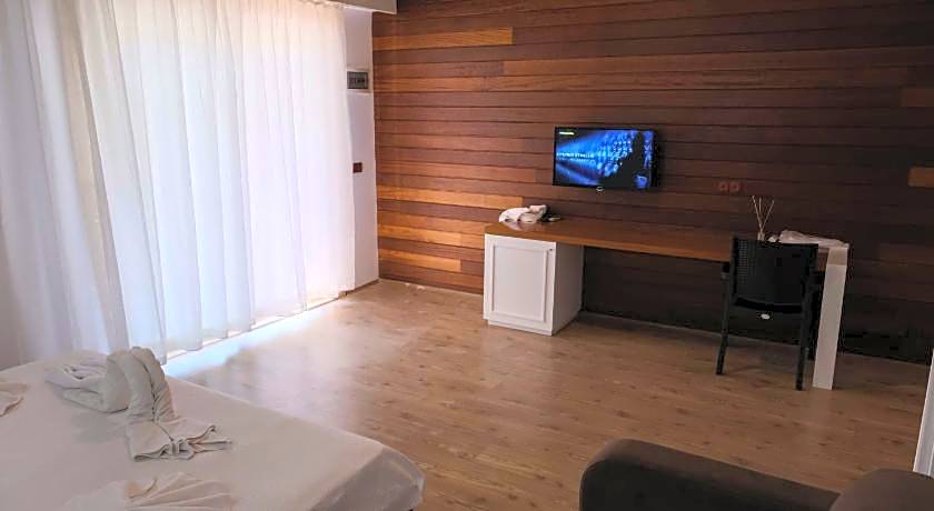 APELLA HOTEL