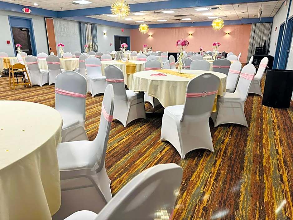 Albany Airport Inn