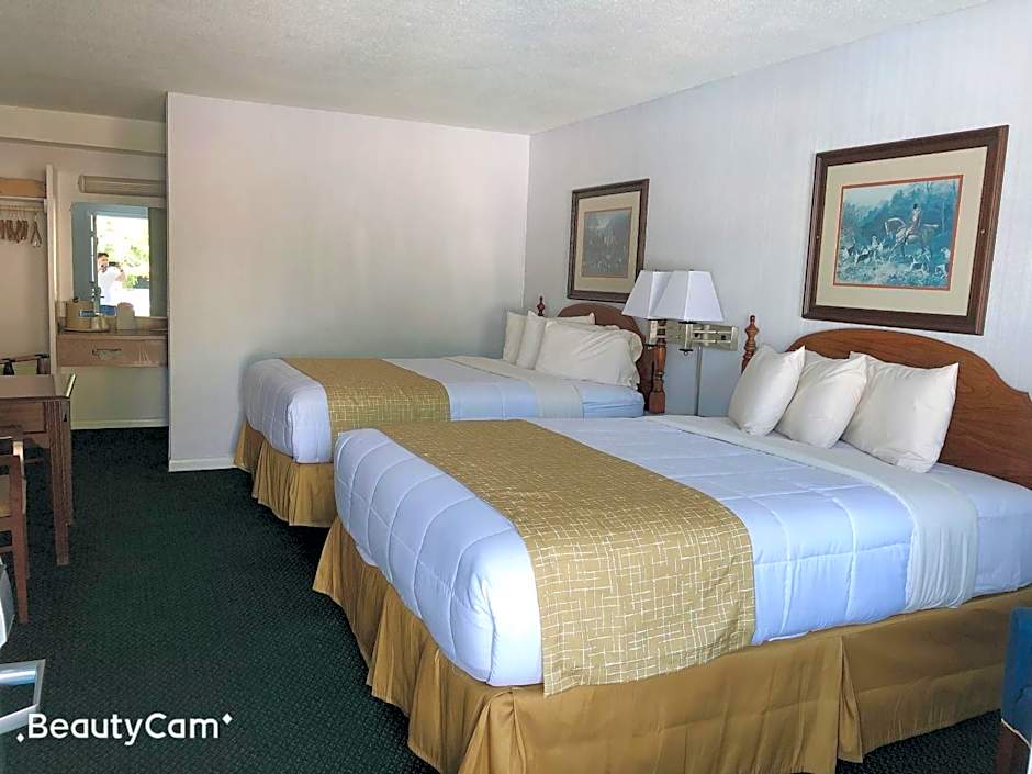 Travelodge by Wyndham Cape Cod Area