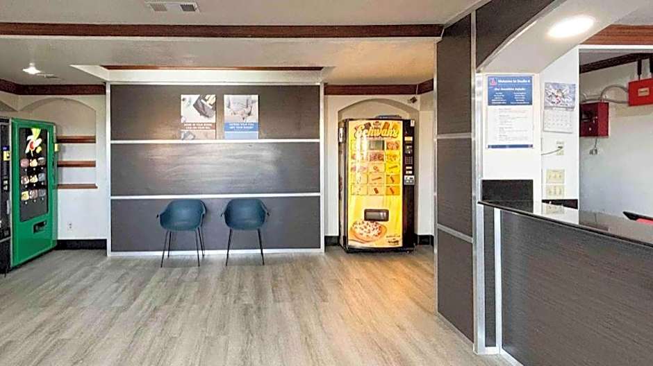 OYO Hotel Irving DFW Airport North