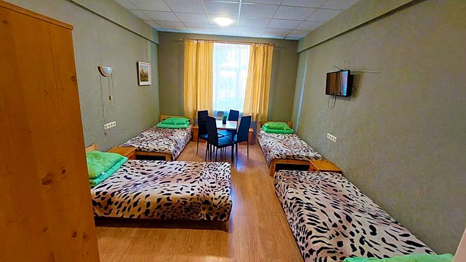 Happy Hostel