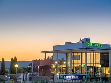 Ibis Styles Pertuis Luberon