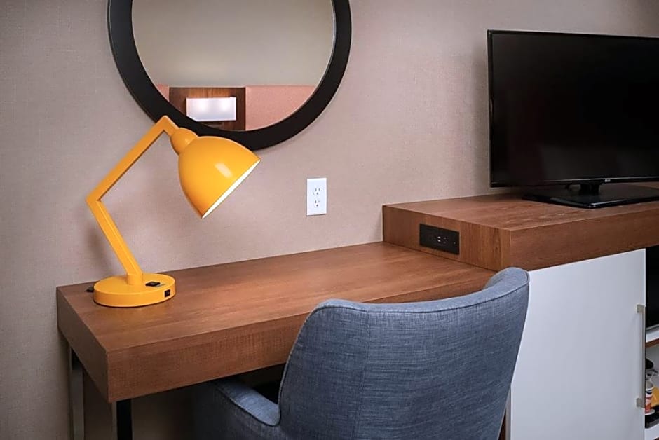 Hampton Inn Youngstown West
