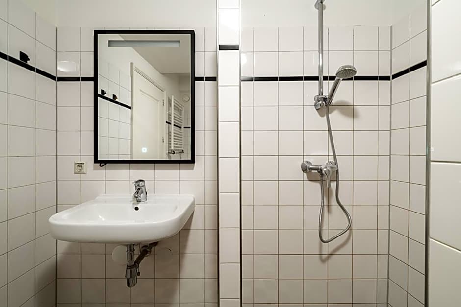 Amsterdam Centre Harbour Apartments