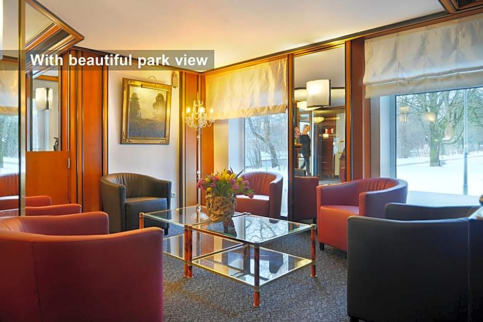 Ambassador Parkhotel