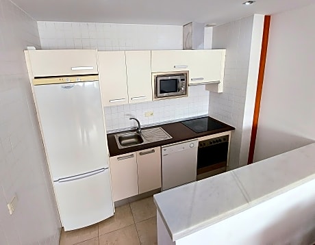 APARTMENT CAPACITY 2 ONE BEDROOM