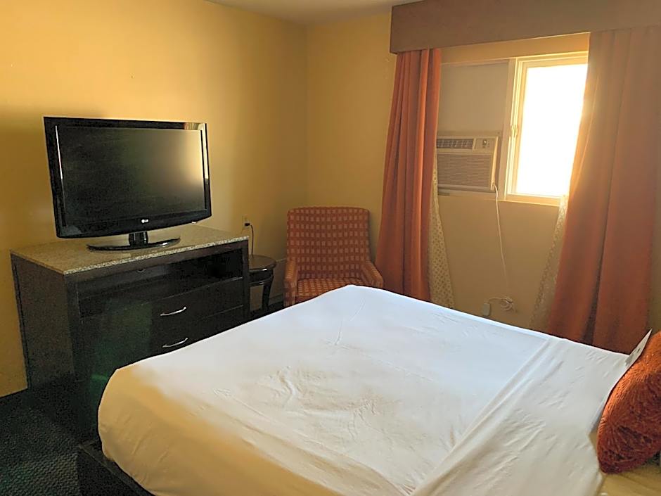 Travelodge by Wyndham Rapid City