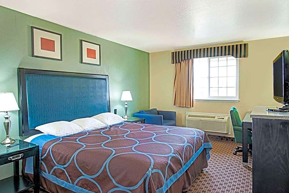 Super 8 by Wyndham Sacramento/Florin Rd