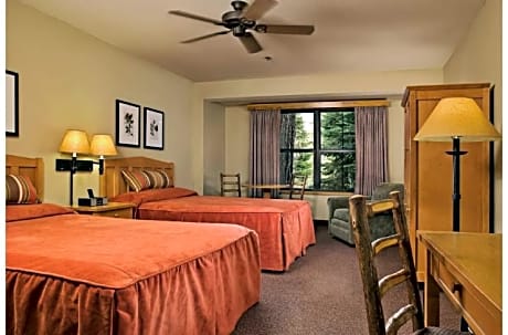 Standard Room - Two Queen Beds