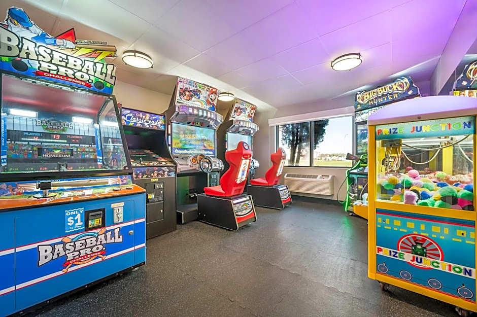 AmericInn by Wyndham Wisconsin Dells