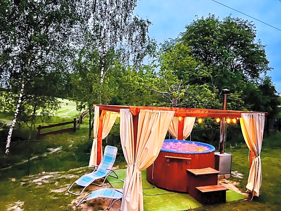 Domek Eden 1 Kaszuby balia sauna alpaki mini zoo