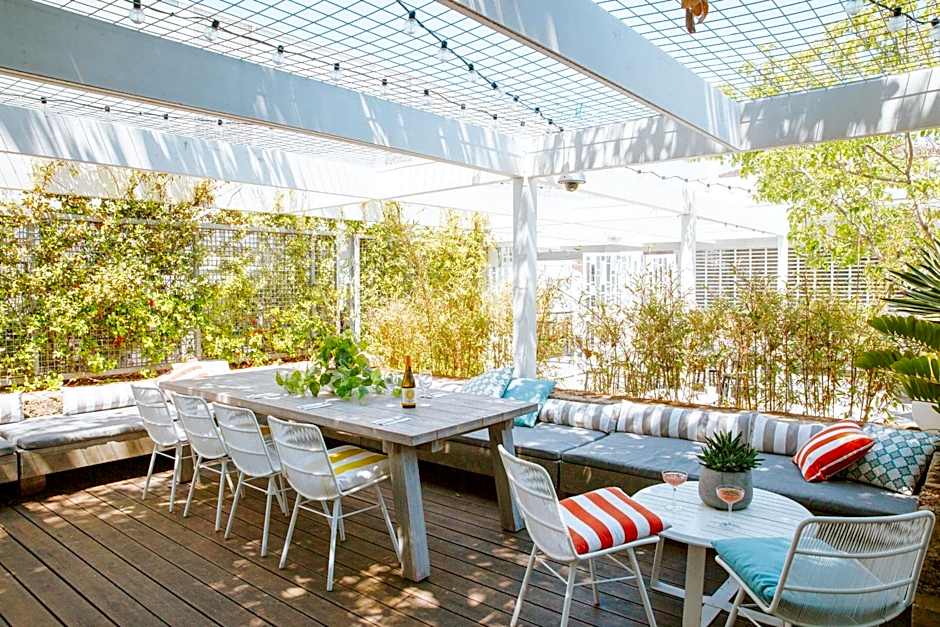 Cottesloe Beach Hotel