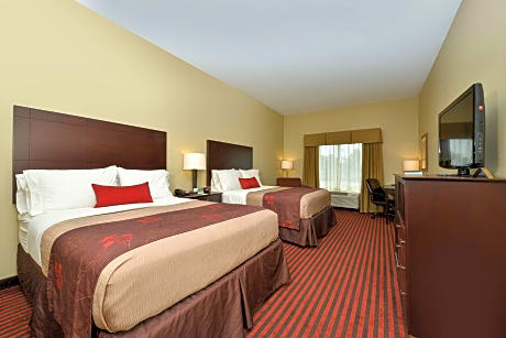 2 queen beds, mobility accessible, communication assistance, bathtub, non-smoking, full breakfast