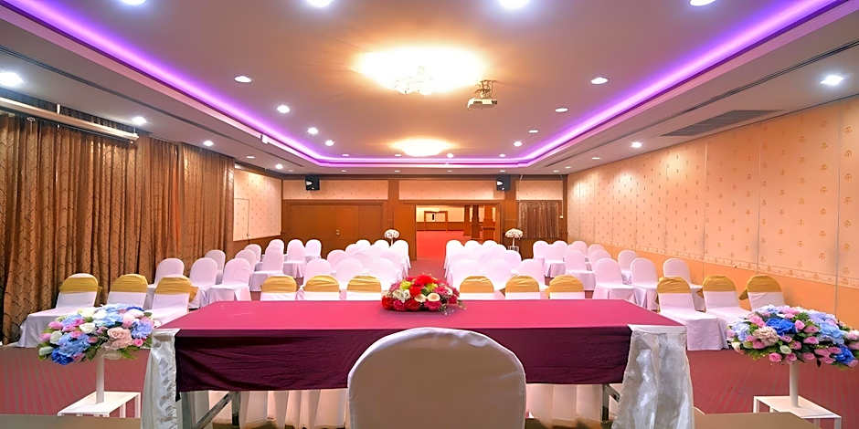 Chumphon Gardens Hotel