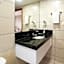 Flat Metropoles Ilha do Leite by Easy Home