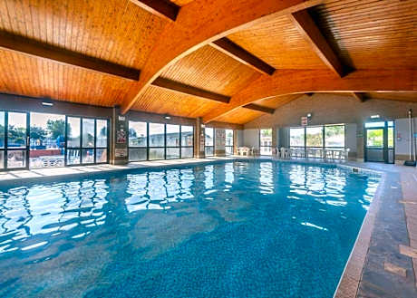 Riverside Caravan Holiday Park