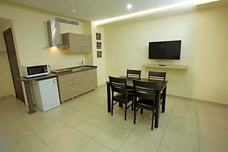 Deluxe Two-Bedroom Apartment