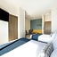 TH HOTEL & VIVIENDA