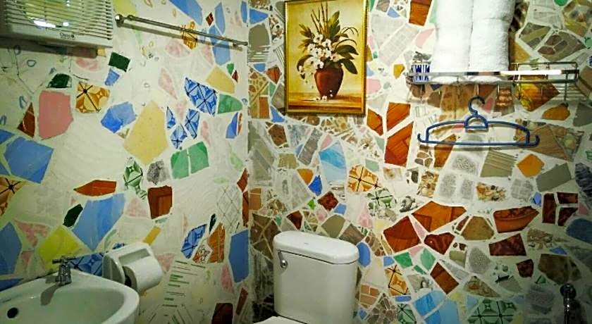 Traditional Filipino Home near 100 Islands Wharf