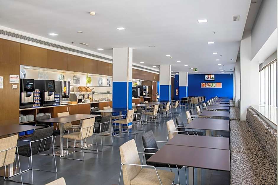 Holiday Inn Express Barcelona City 22@ By IHG