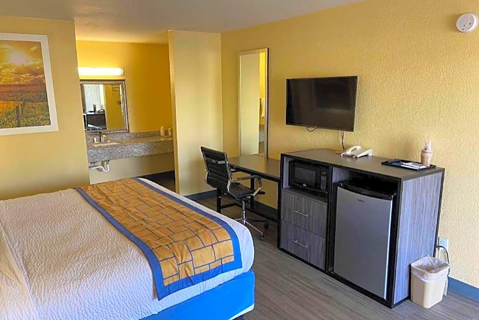 Days Inn by Wyndham Okmulgee