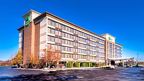 Holiday Inn Hotel & Suites Warren By IHG