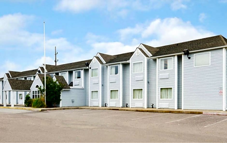 Americas Best Value Inn And Suites Ada