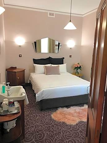 Double Room with Shared Bathroom