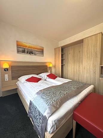 Classic Single Room